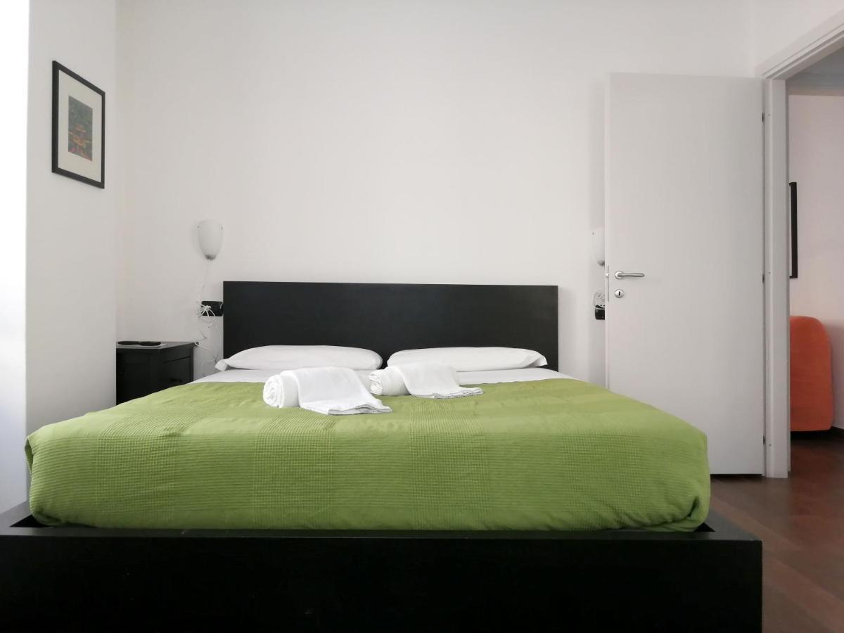 Al Molo 2 Apartment Como Exterior photo